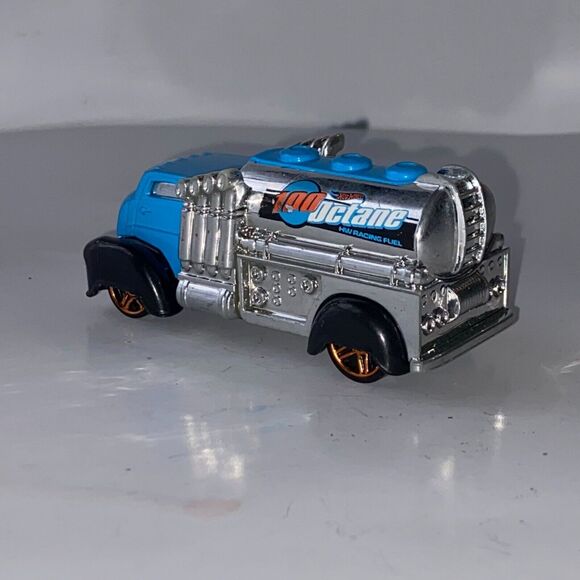 Mattel Hot Wheels Fast Gassin 2/10 Diecast Truck 190/250 HW Metro 2018 Blue - Picture 5 of 12
